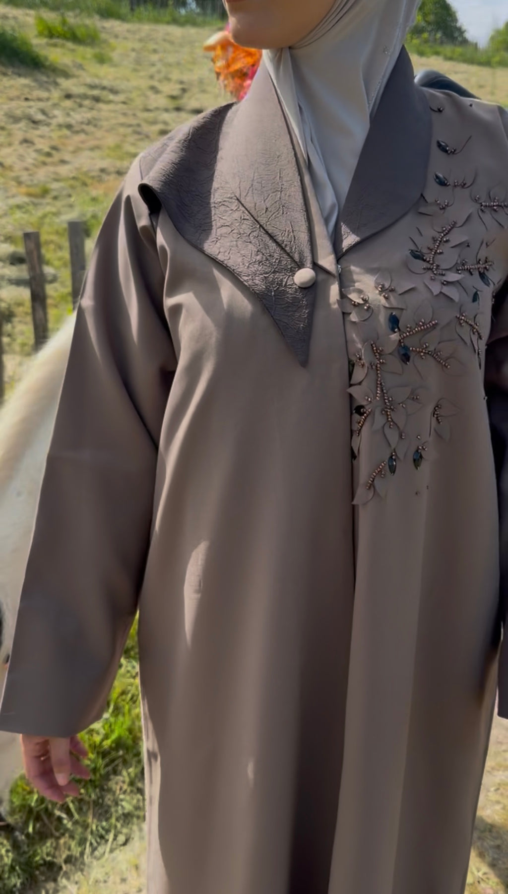 Abaya Nayla Taupe