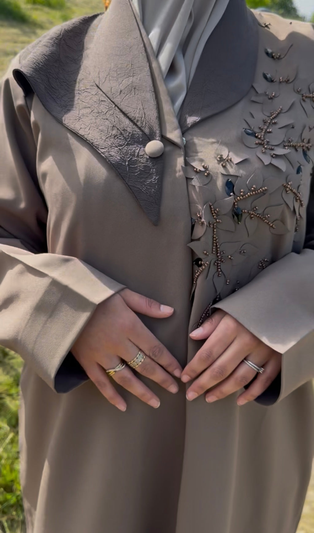 Abaya Nayla Taupe